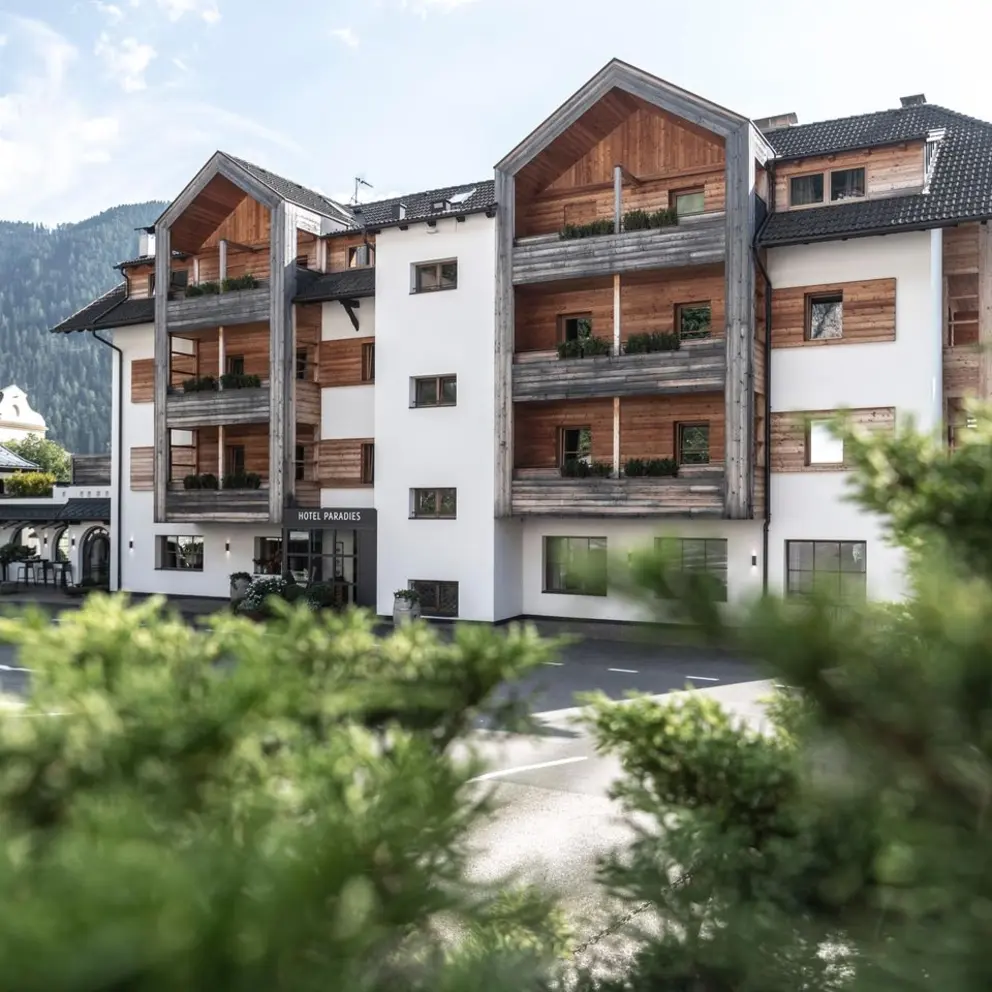 Hotel Paradies